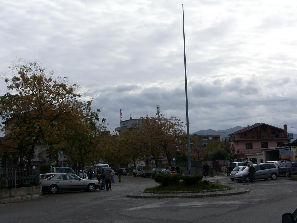 Shkodra Hotel Eksteriør bilde