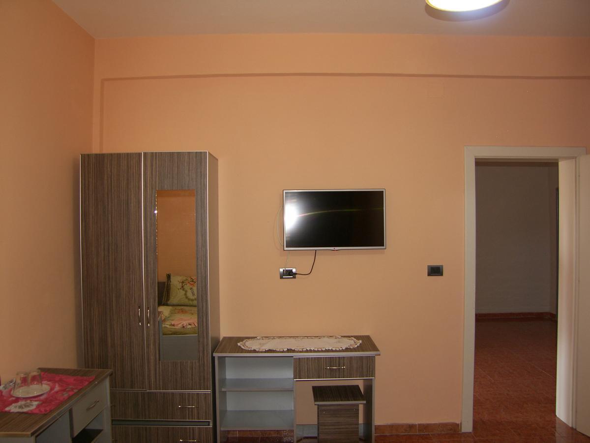 Shkodra Hotel Eksteriør bilde