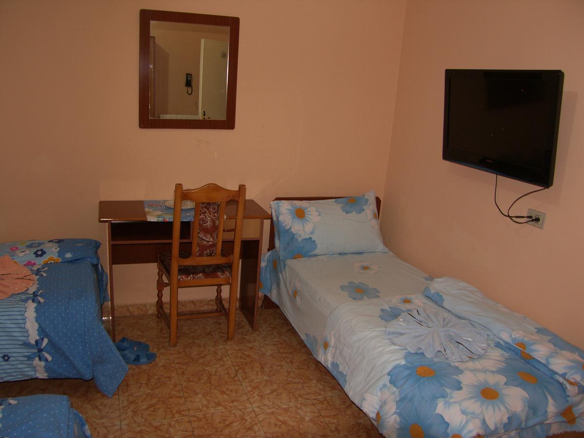 Shkodra Hotel Eksteriør bilde