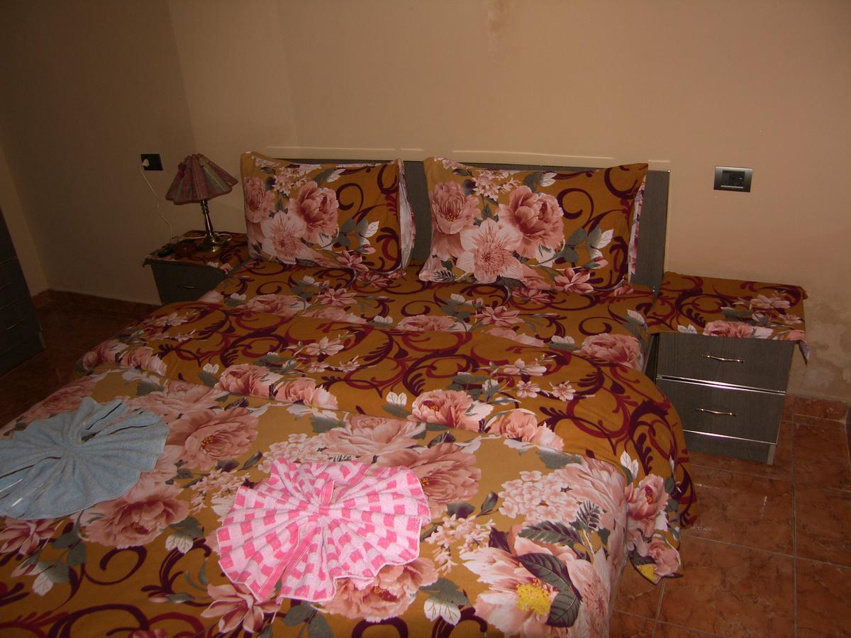 Shkodra Hotel Eksteriør bilde