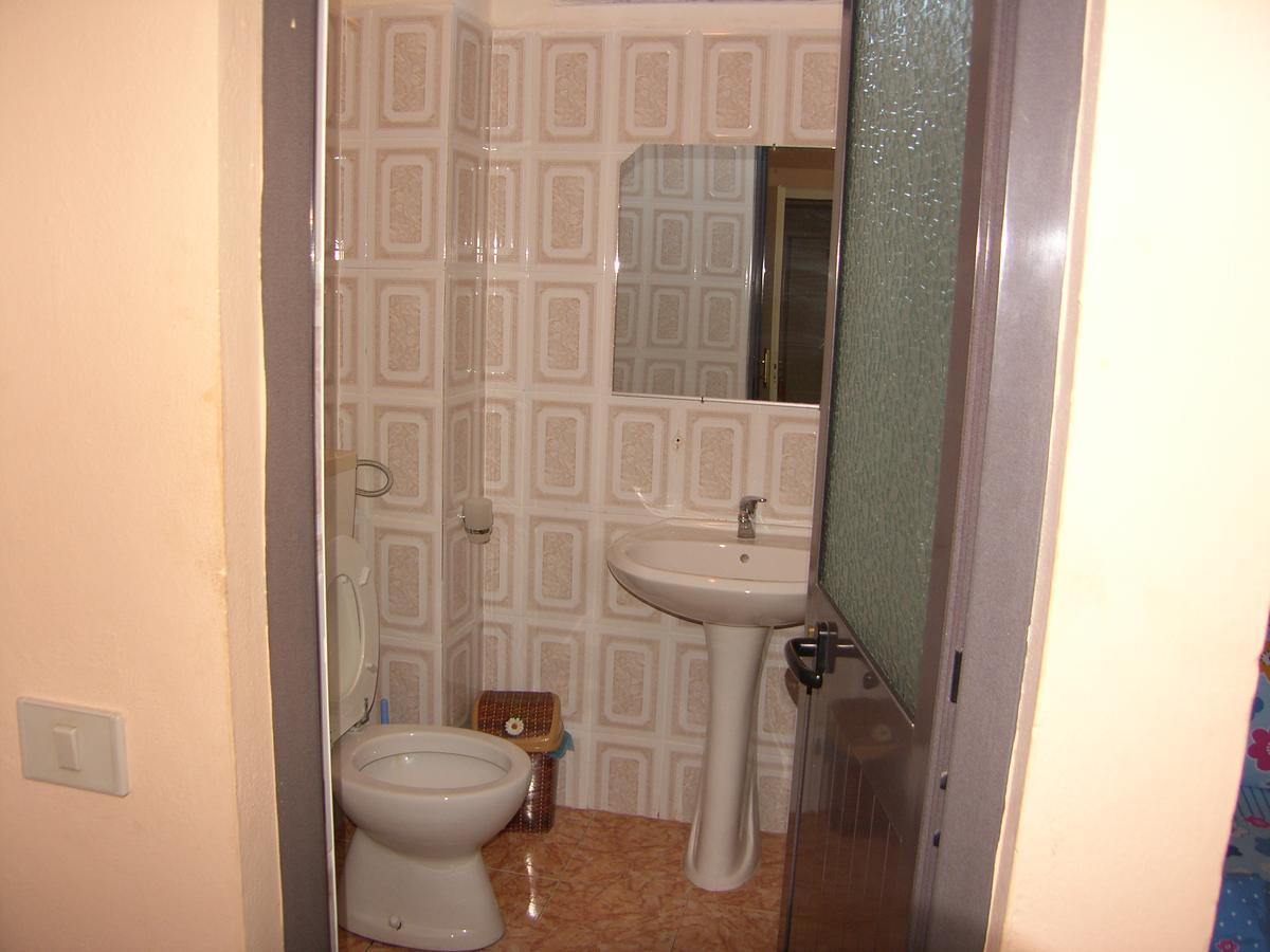 Shkodra Hotel Eksteriør bilde