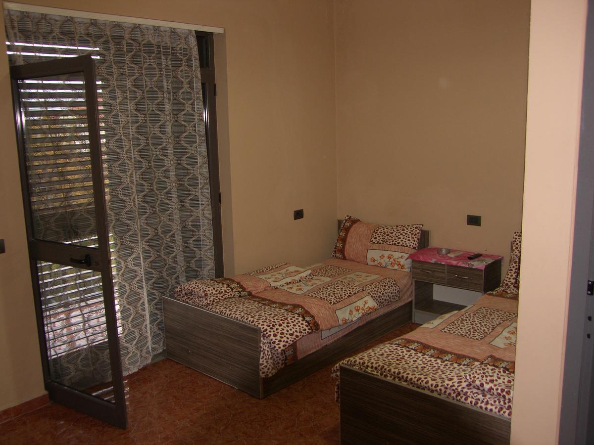 Shkodra Hotel Eksteriør bilde