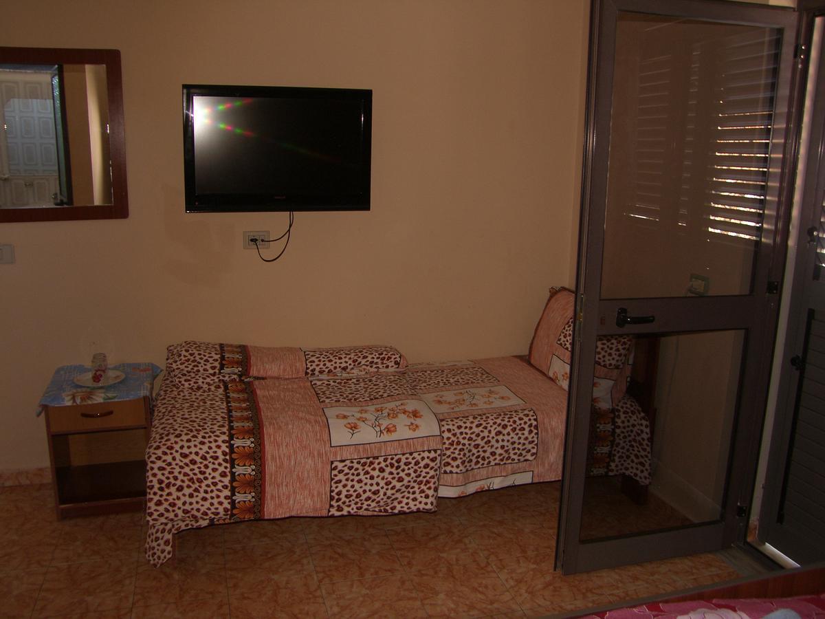 Shkodra Hotel Eksteriør bilde