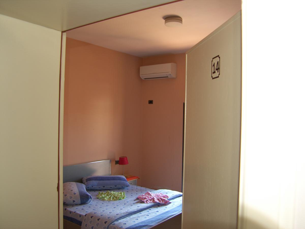 Shkodra Hotel Eksteriør bilde